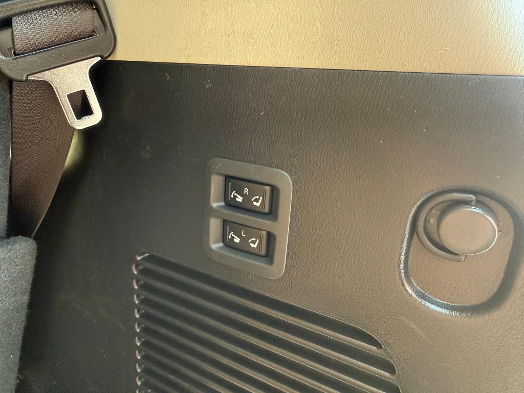 Nissan Armada photo 6