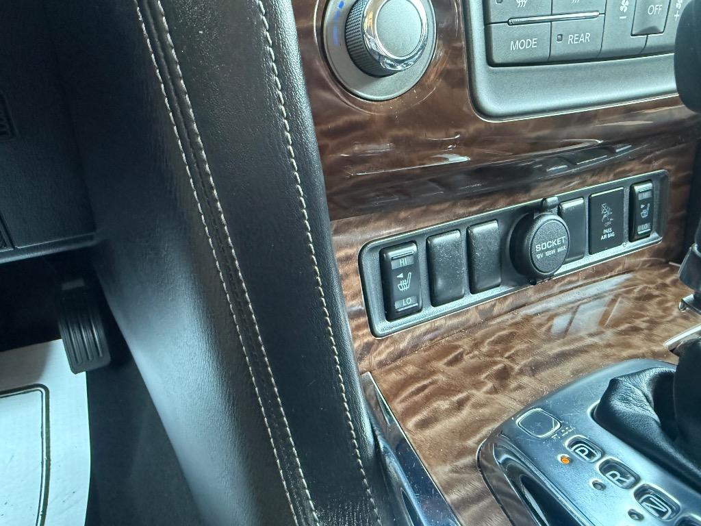 Nissan Armada photo 22