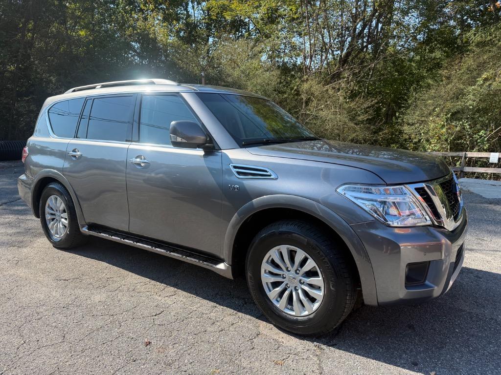 Nissan Armada photo 11
