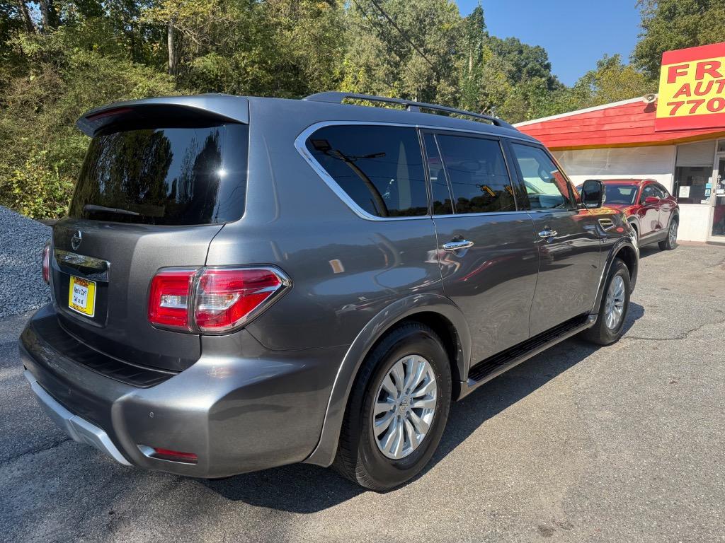 Nissan Armada photo 12