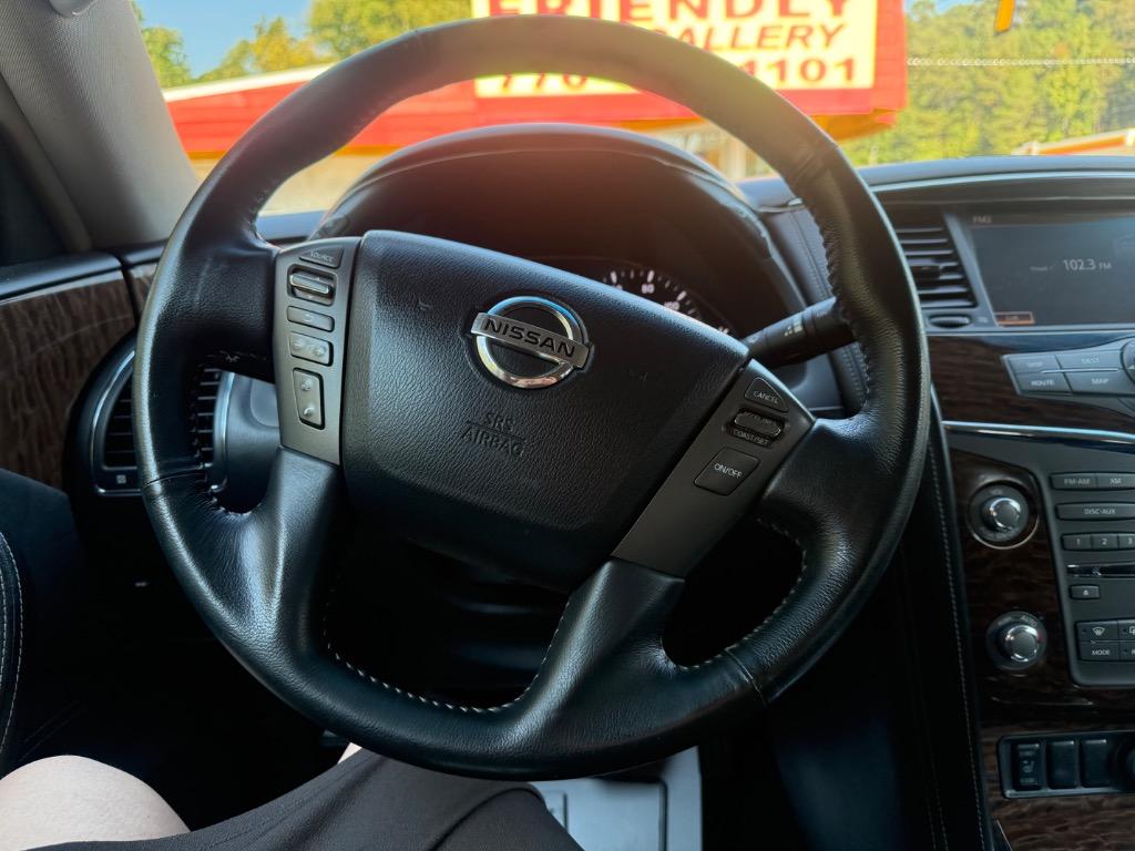 Nissan Armada photo 2
