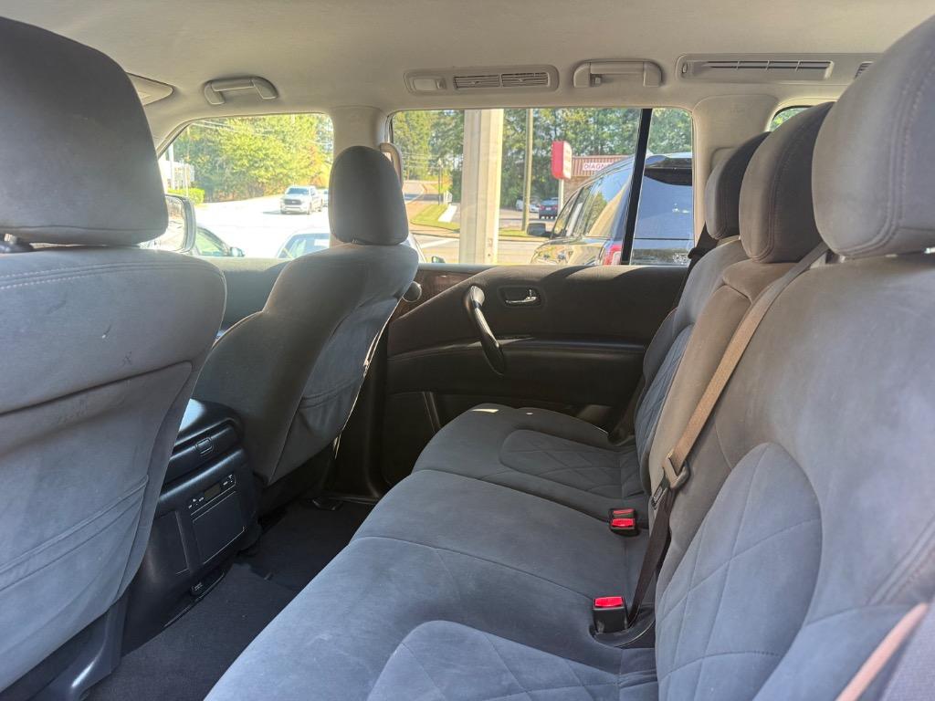 Nissan Armada photo 15