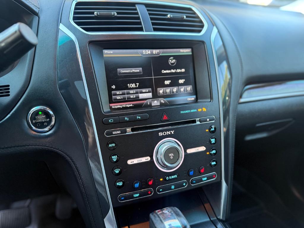 Ford Explorer photo 4