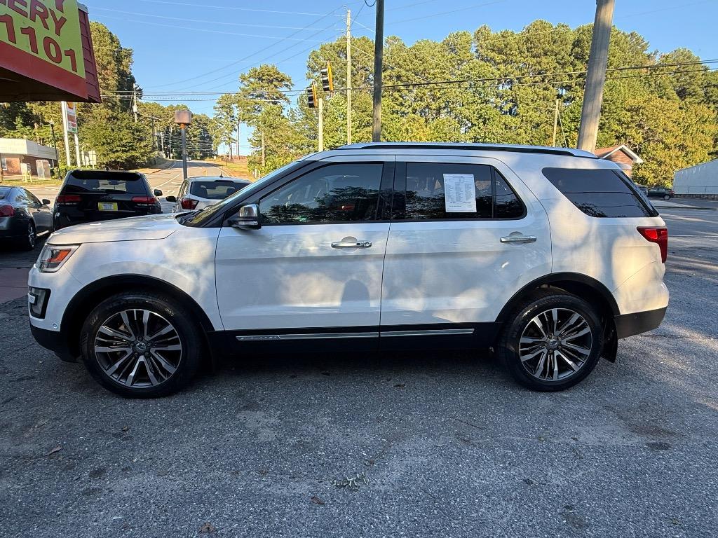 Ford Explorer photo 21
