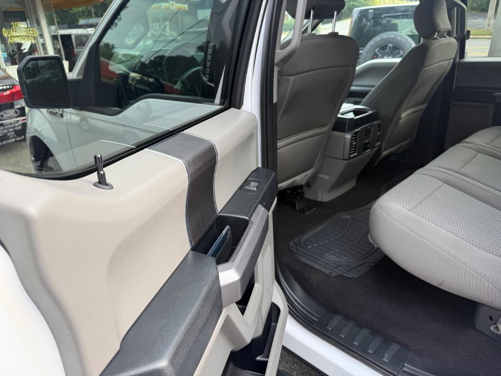 Ford F-150 photo 18