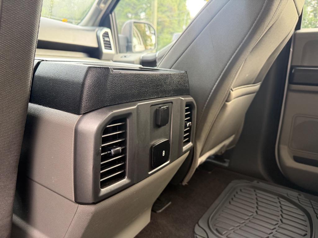 Ford F-150 photo 7
