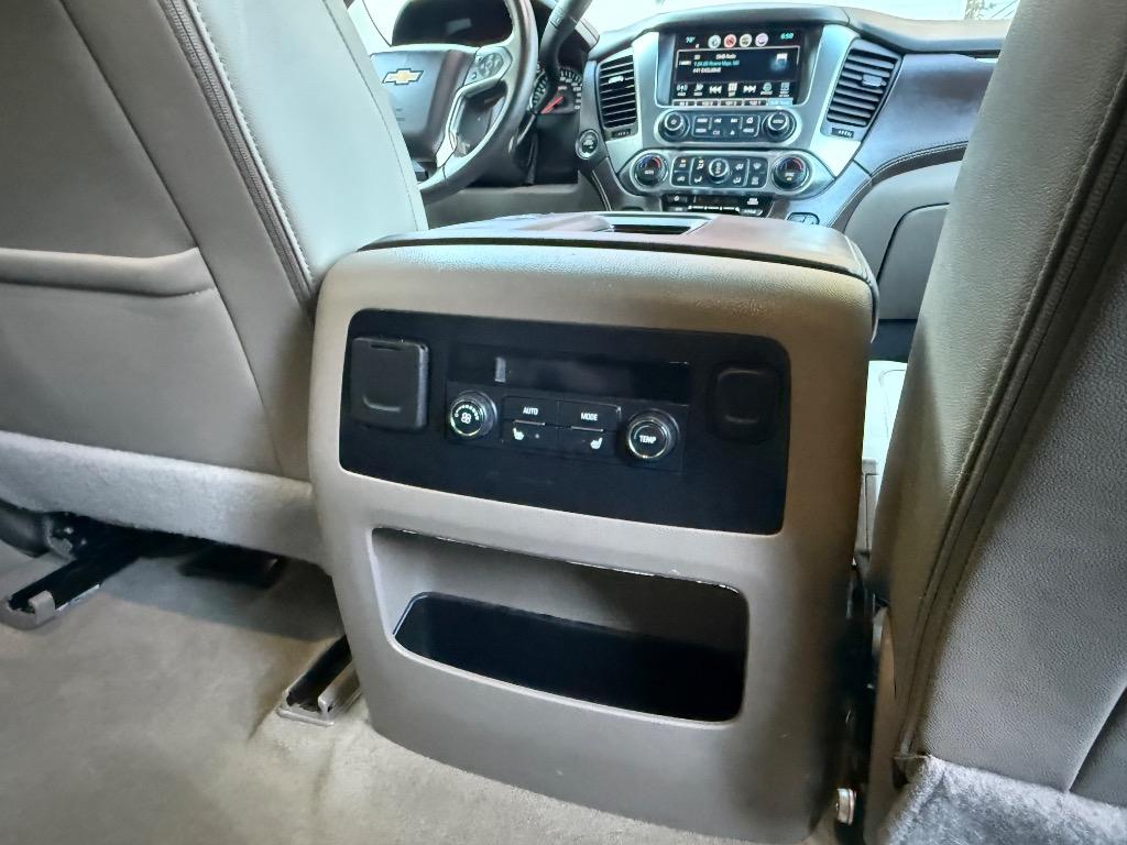 Chevrolet Tahoe photo 7