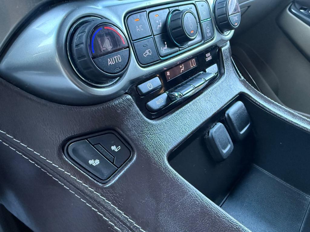 Chevrolet Tahoe photo 14