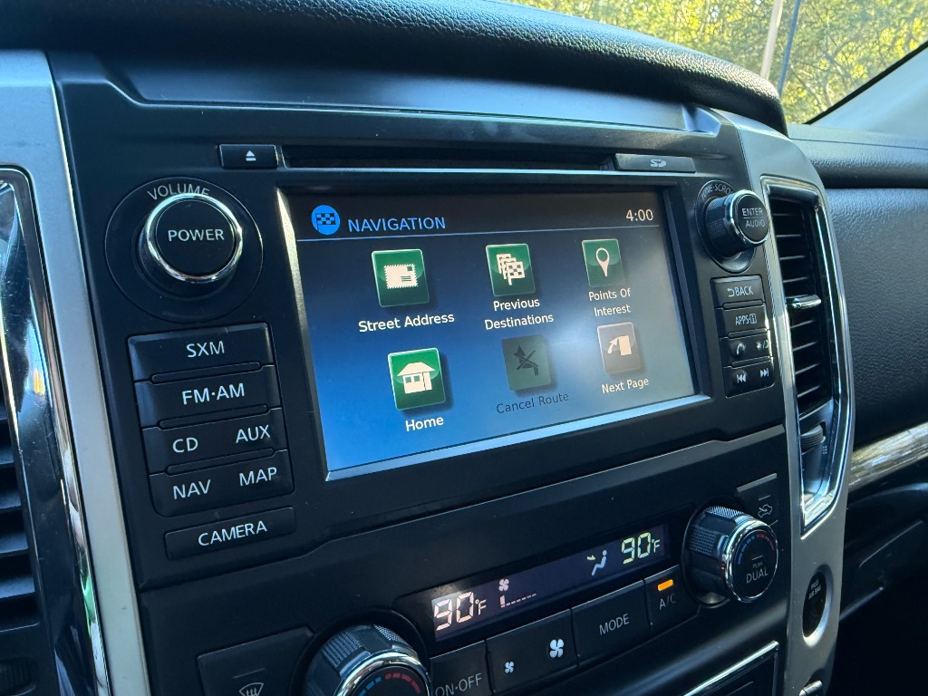 Nissan Titan photo 4