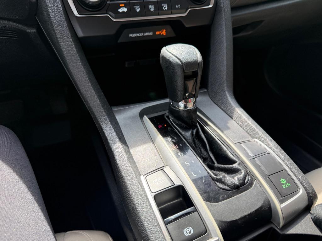 Honda Civic photo 16