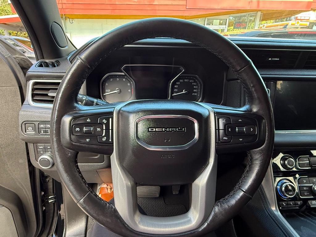 GMC Yukon photo 5