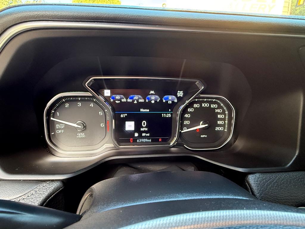 GMC Yukon photo 14