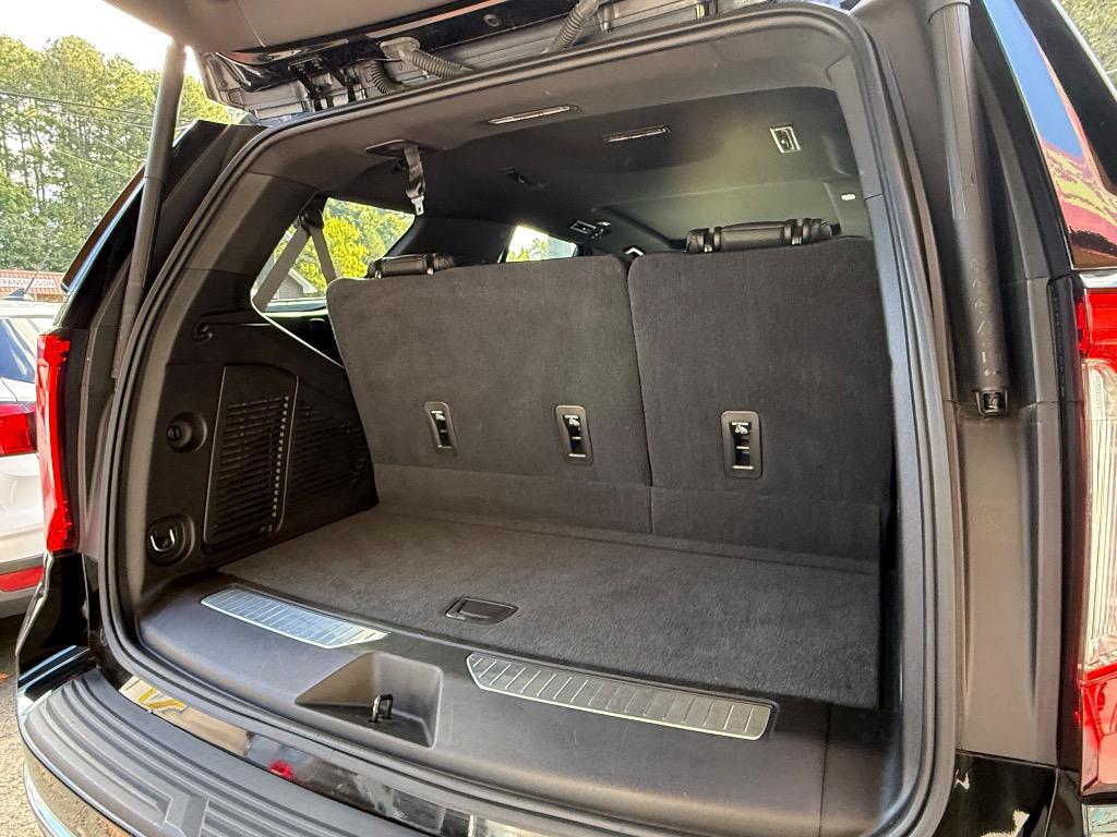 GMC Yukon photo 11