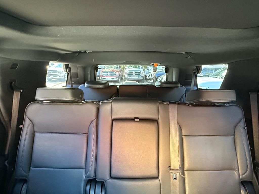 GMC Yukon photo 12