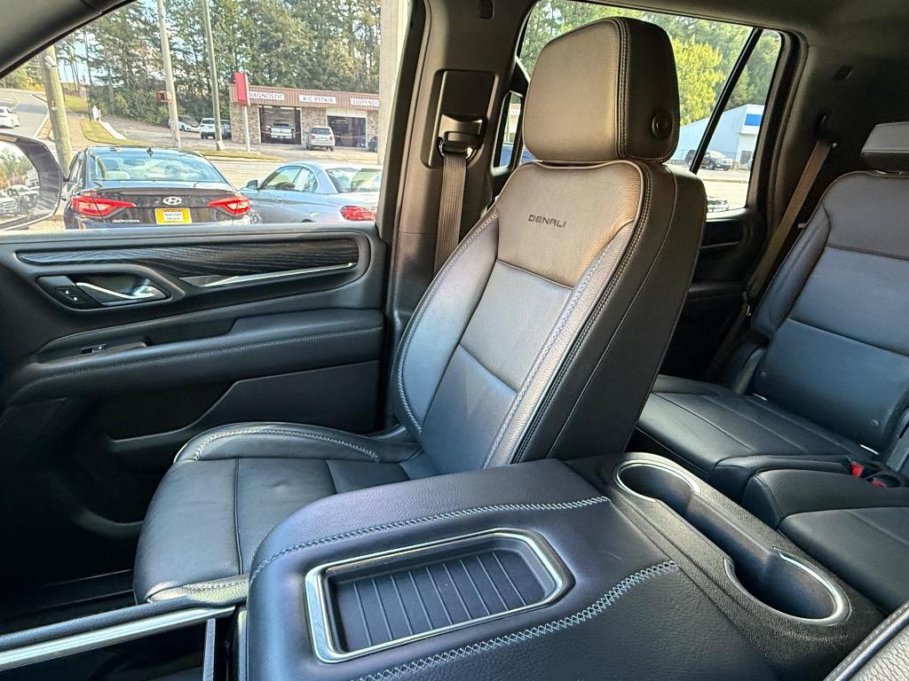 GMC Yukon photo 4