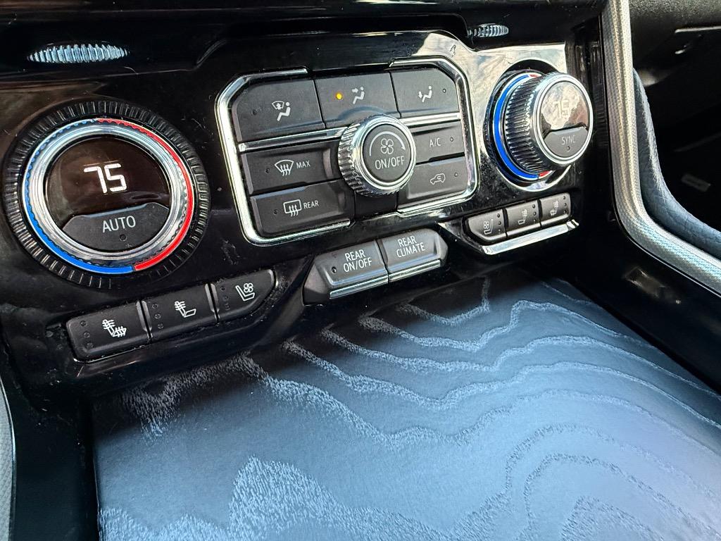 GMC Yukon photo 19