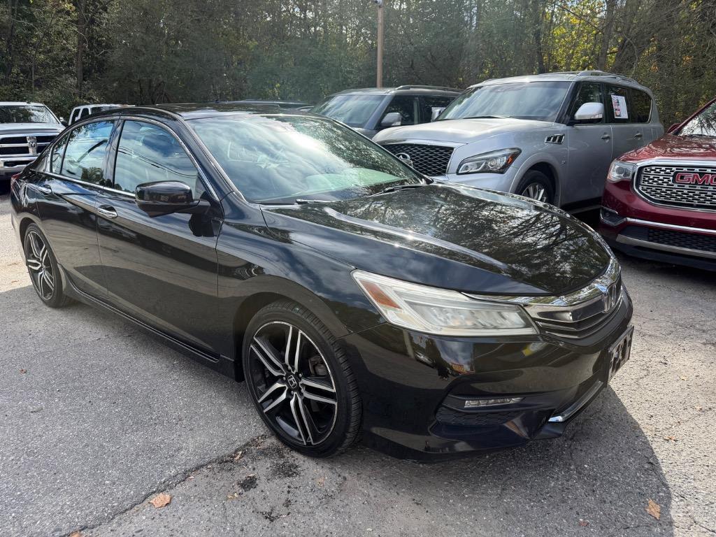 Honda Accord photo 12