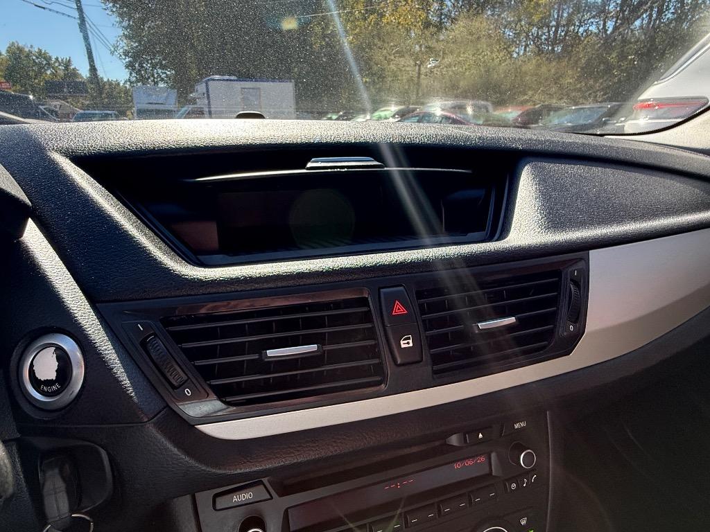 BMW X1 photo 8