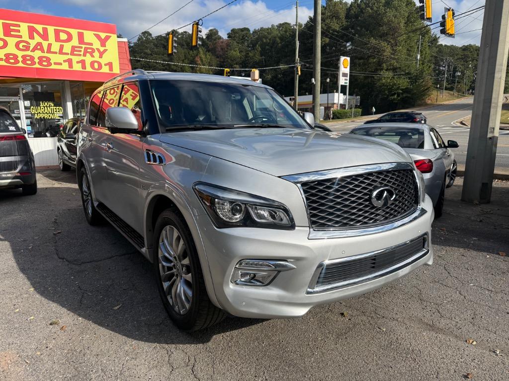 Infiniti QX80 photo 20
