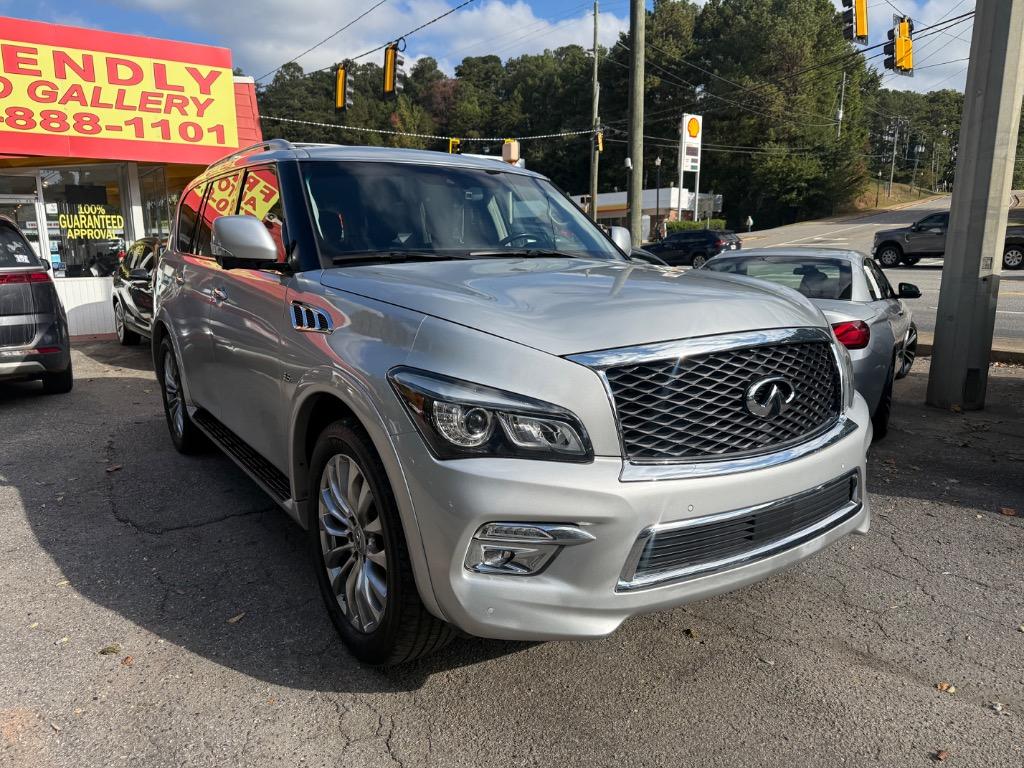 Infiniti QX80 photo 19