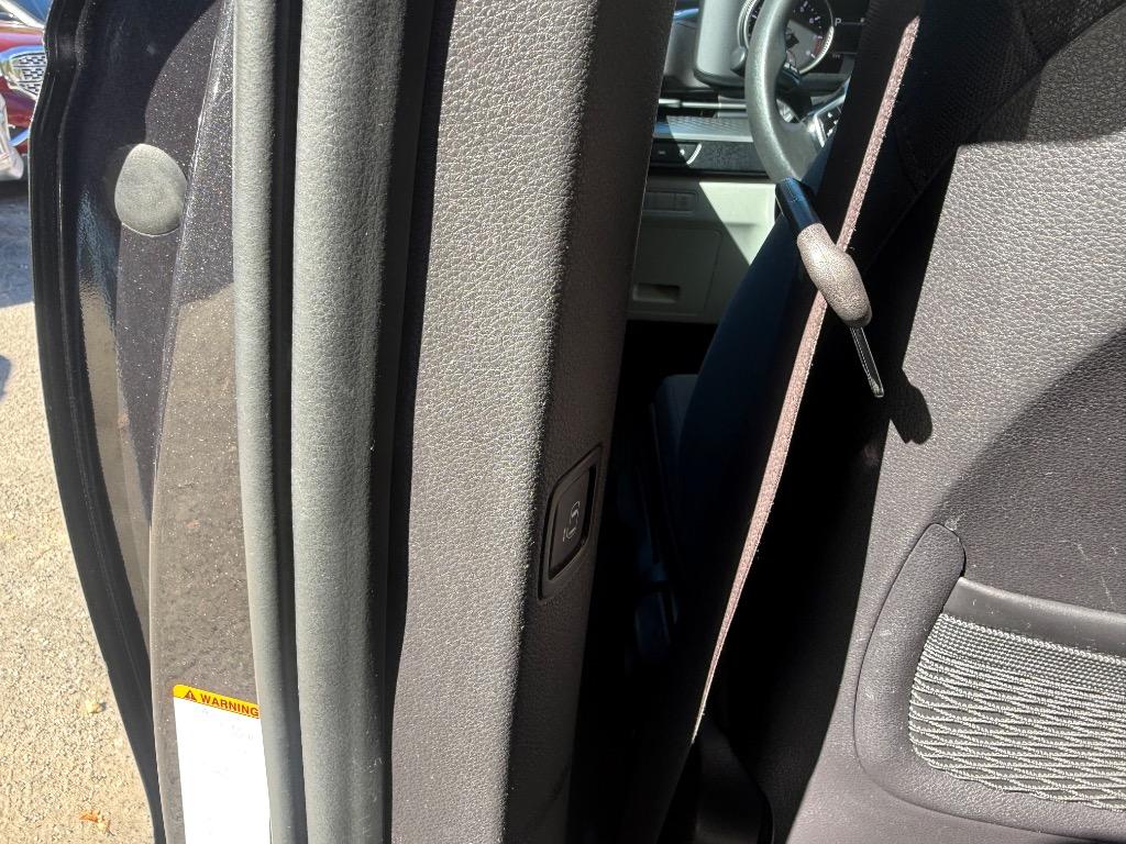 Kia Carnival photo 15