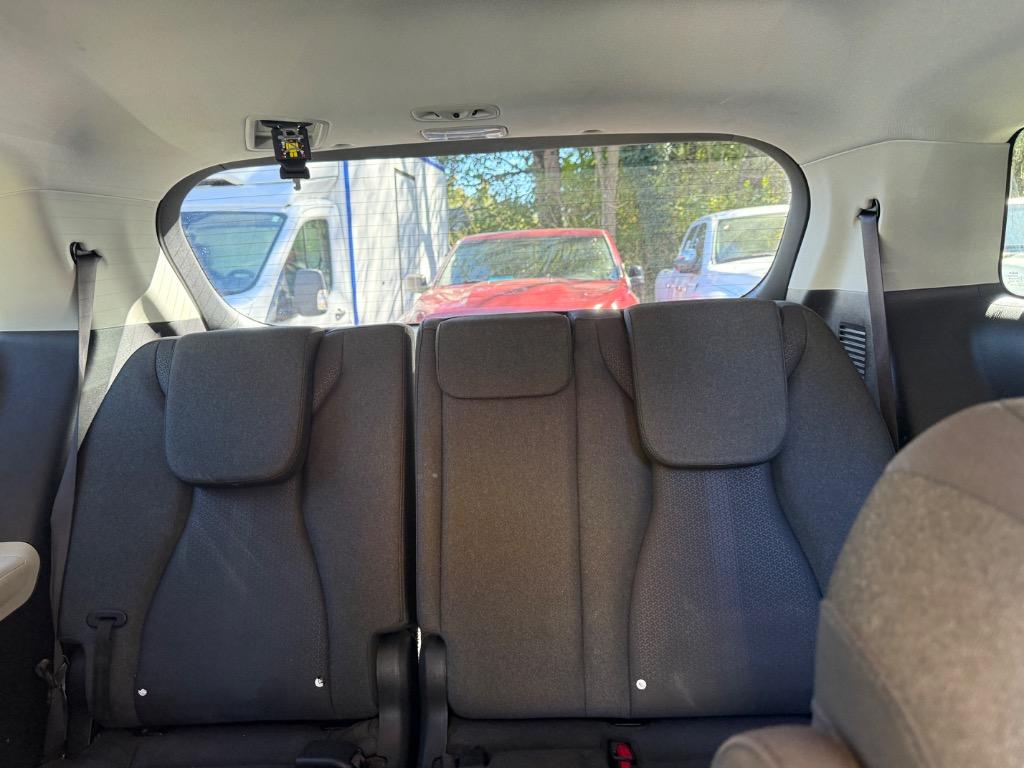 Kia Carnival photo 14